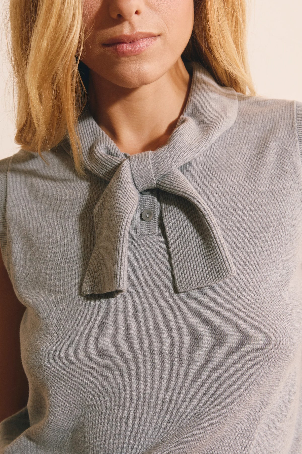 LIGHT GRAY