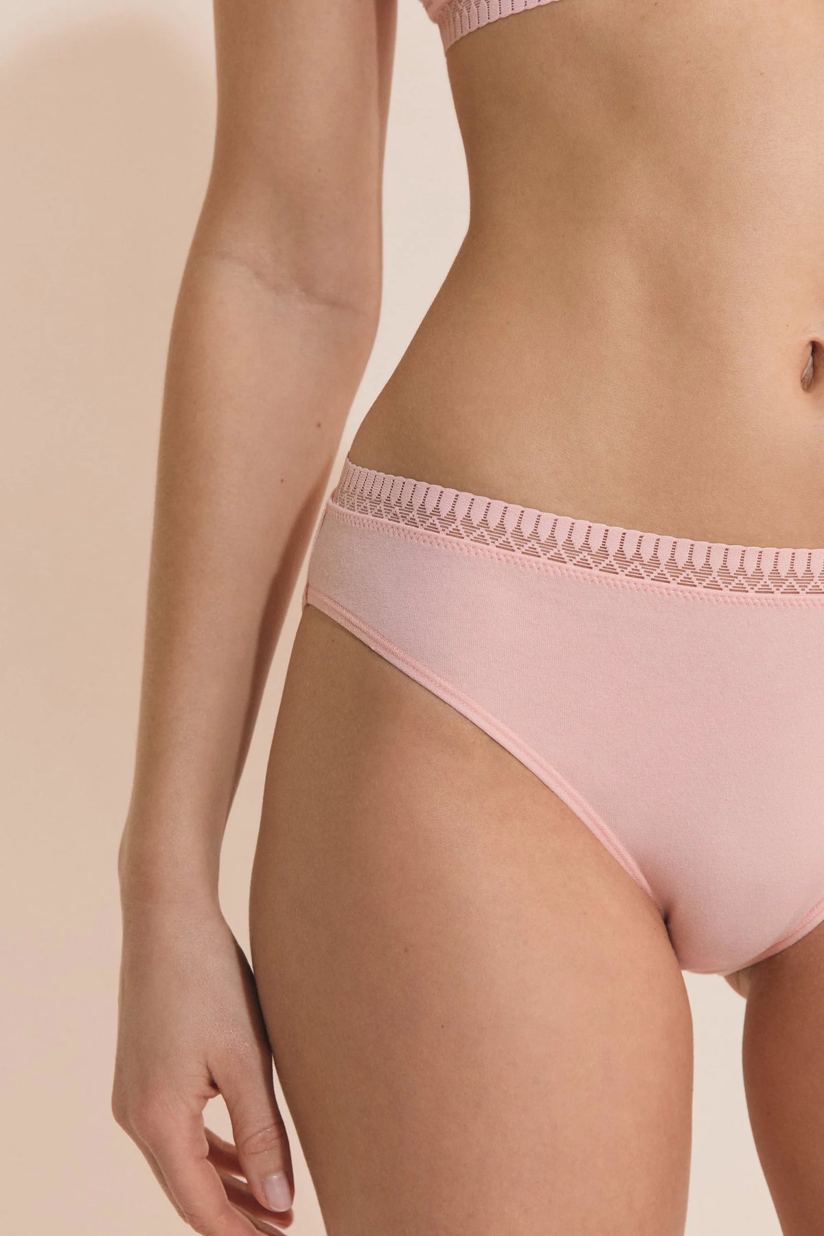 POWDER PINK