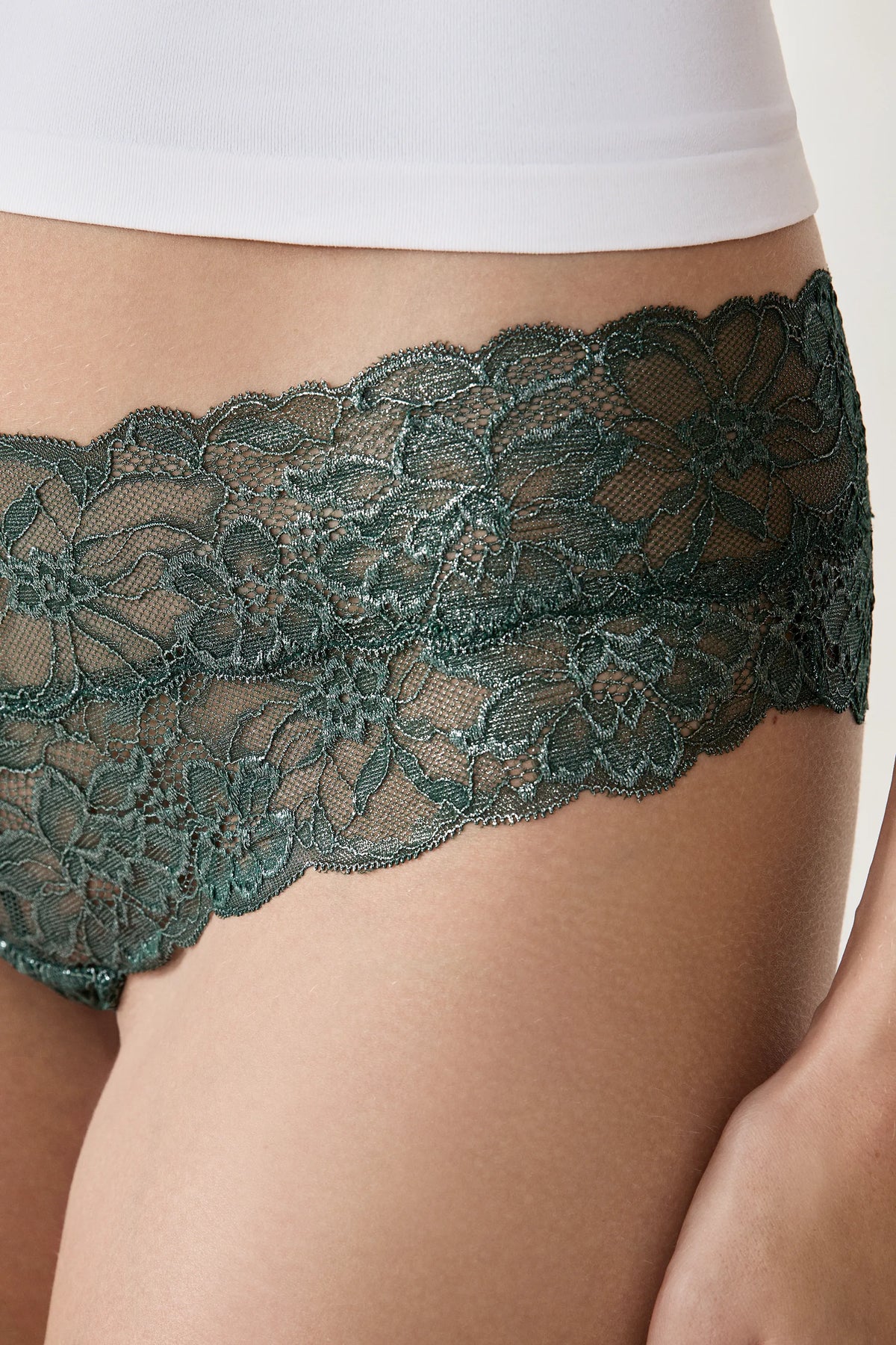 DARK GREEN