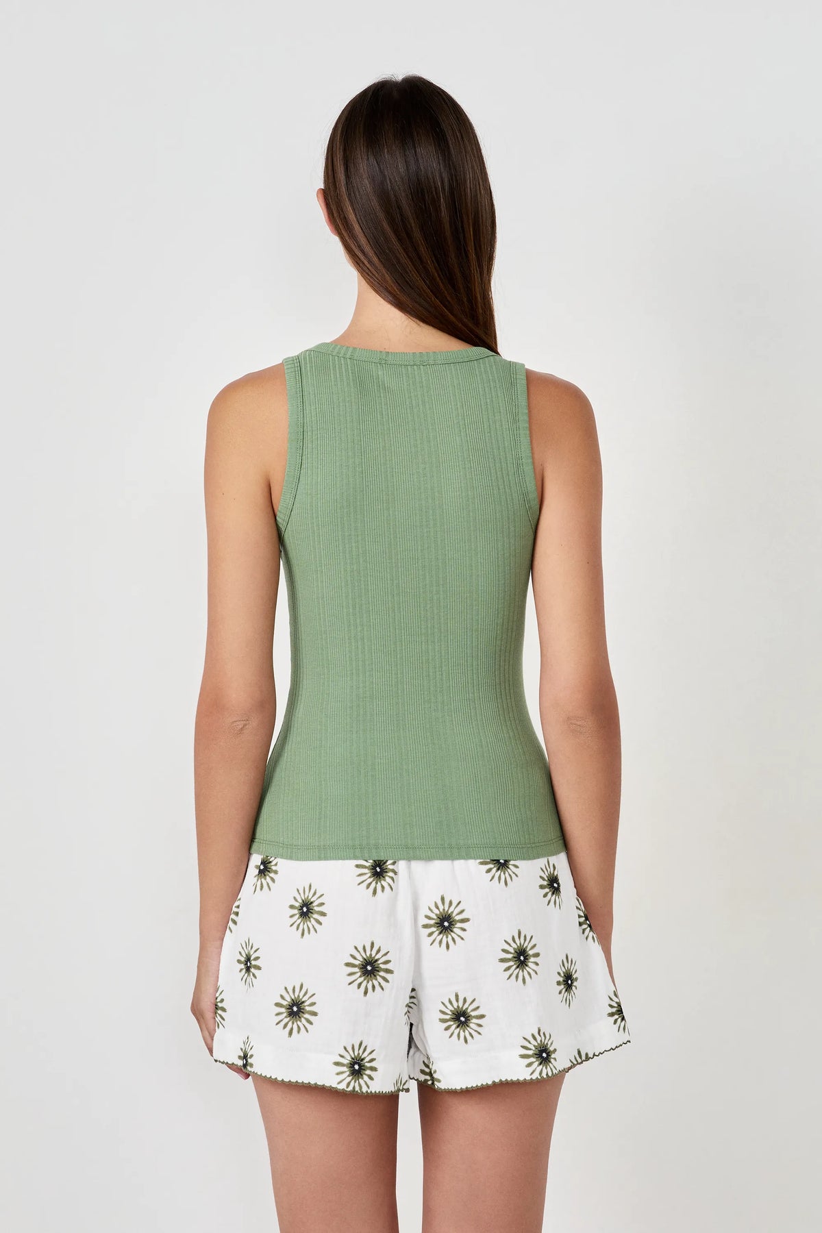 LIGHT GREEN