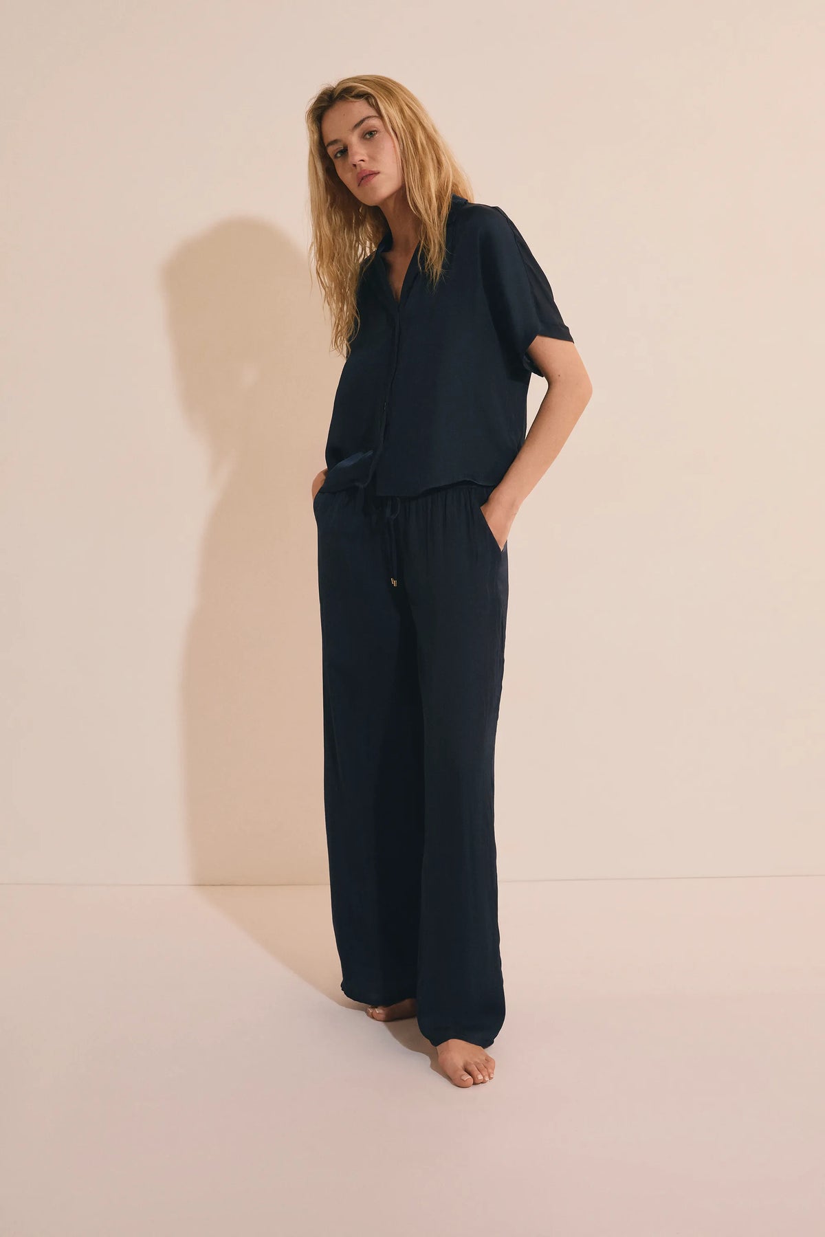 NAVY BLUE