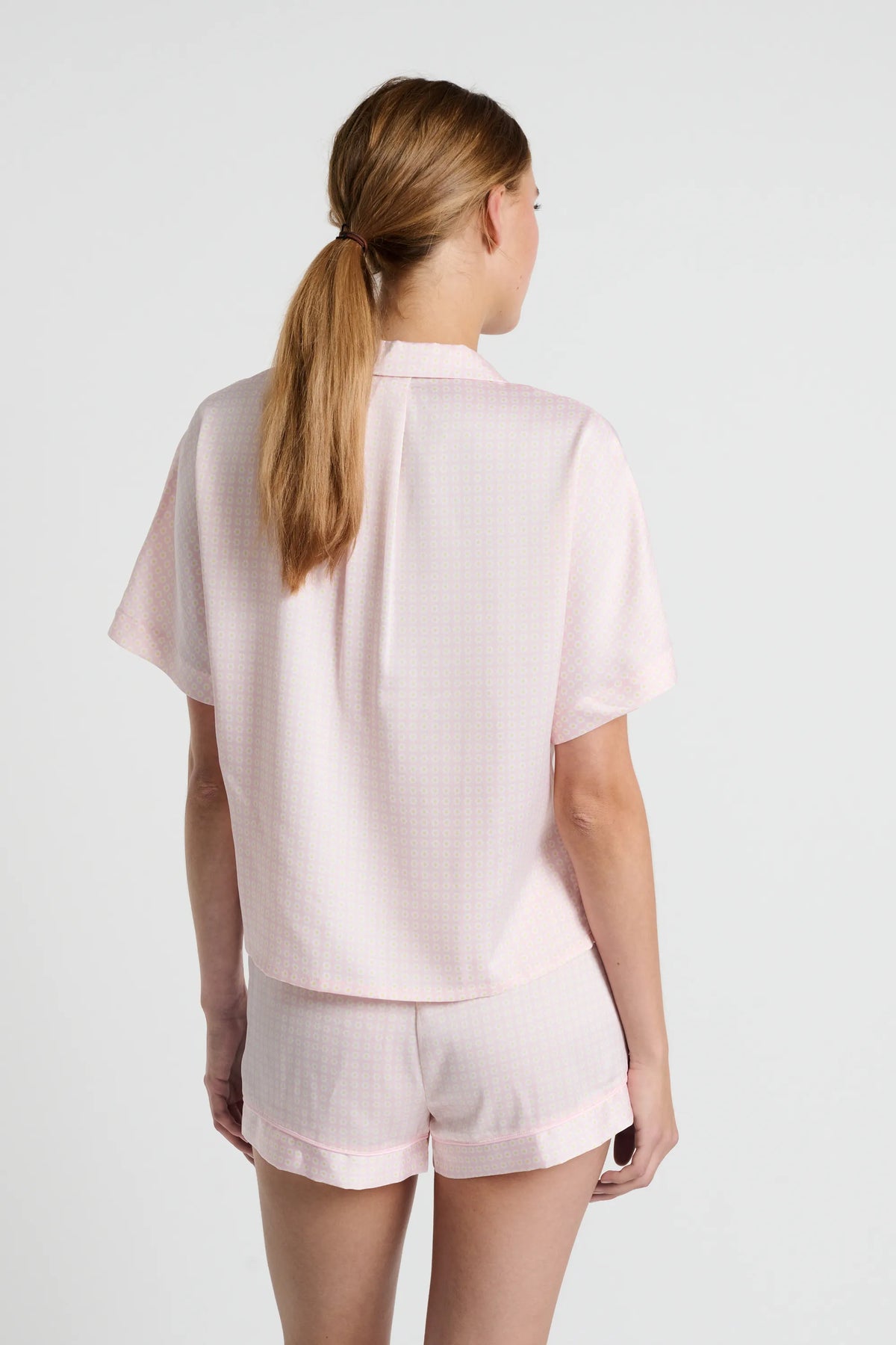 PRINTED PINK BACKGROUND