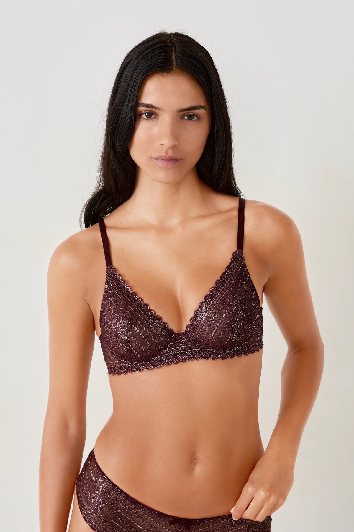 BURGUNDY GARNET