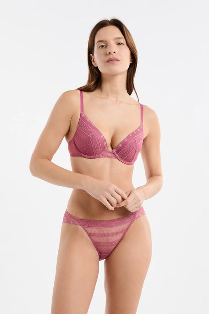 BLUSH
