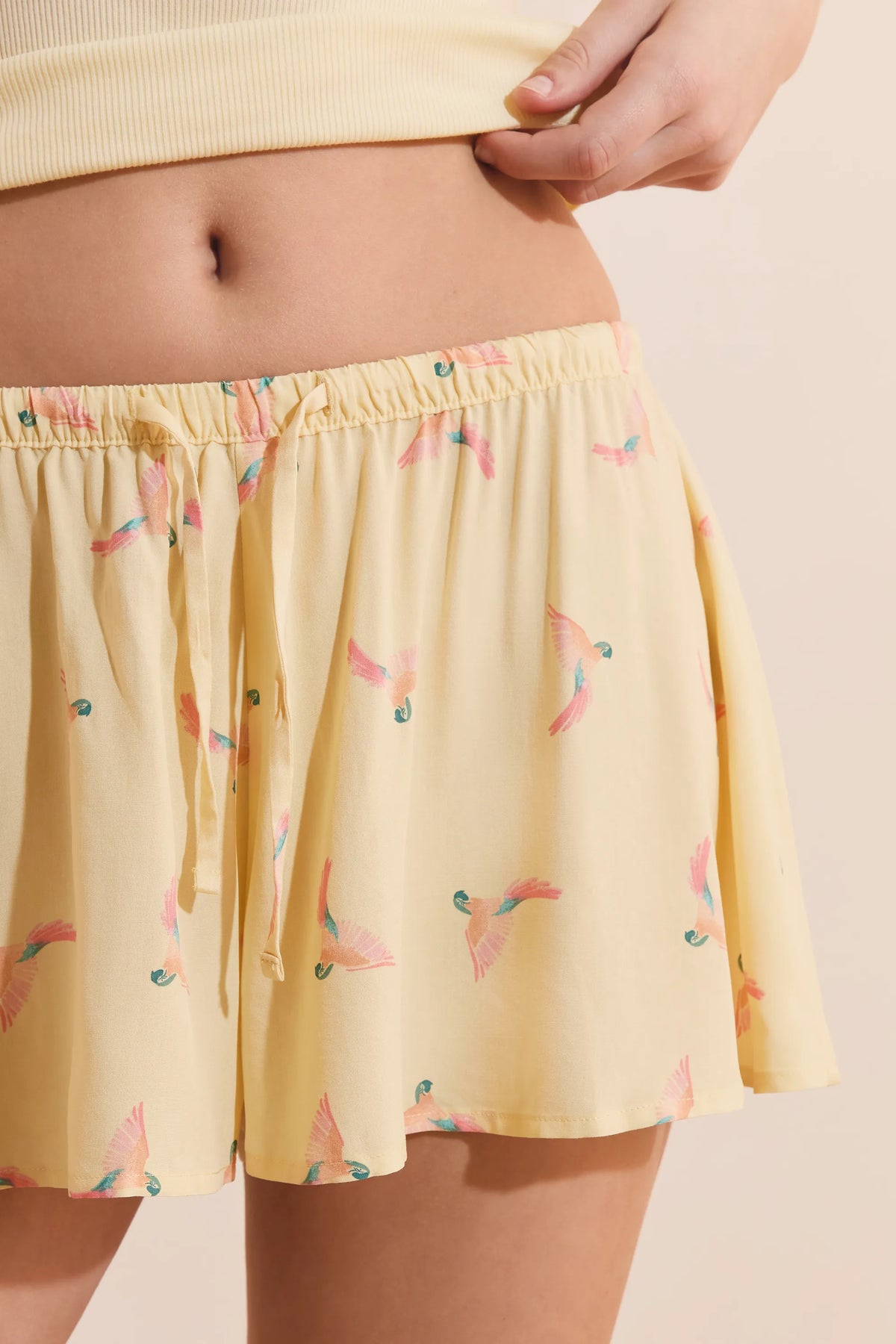 PALE YELLOW