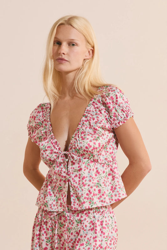 PRINT. PINK BACKGR