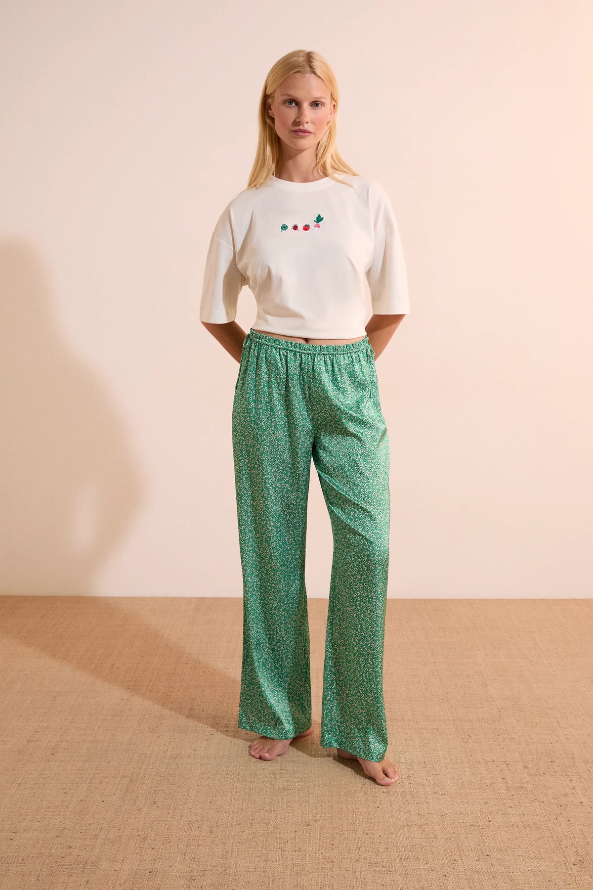 PRINT. GREEN BACKGR