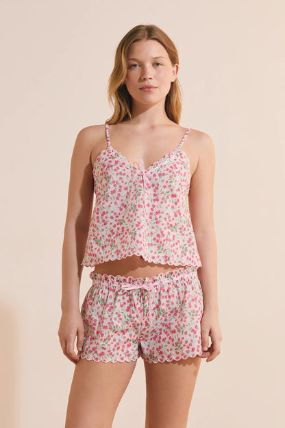 PRINT. PINK BACKGR