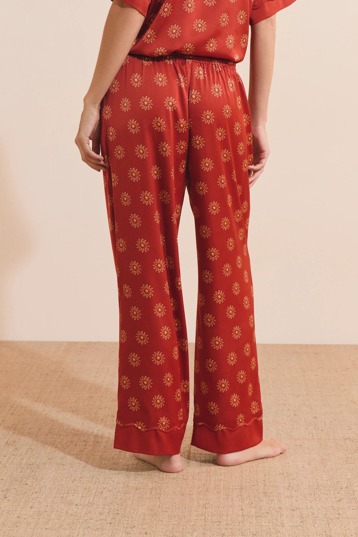 PRINT. BROWN BACKGR
