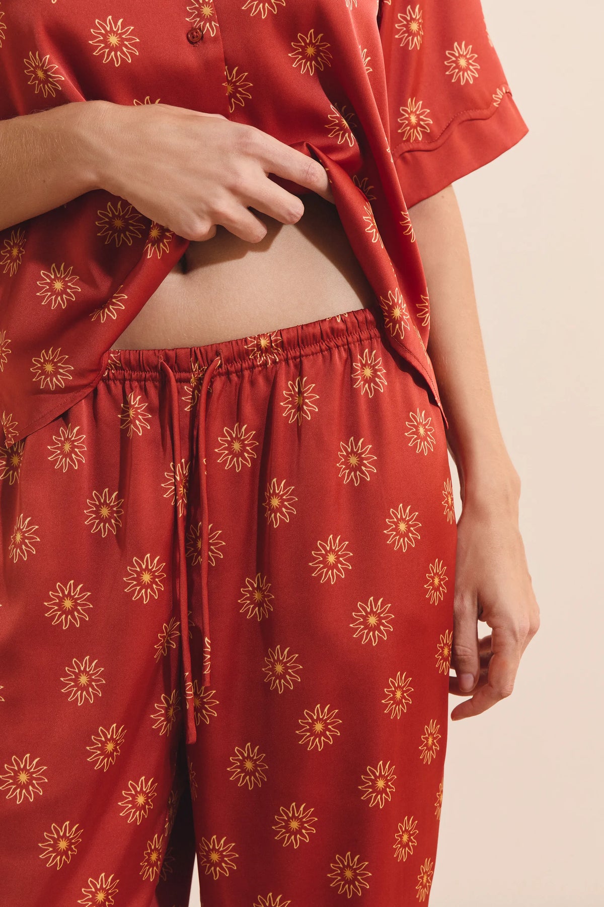 PRINT. BROWN BACKGR