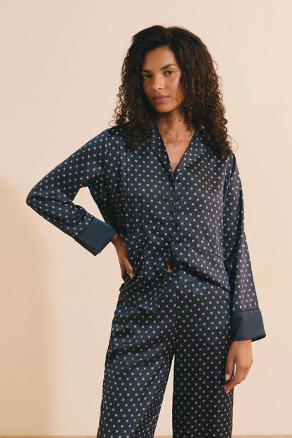PRINT. NAVY BACKGR
