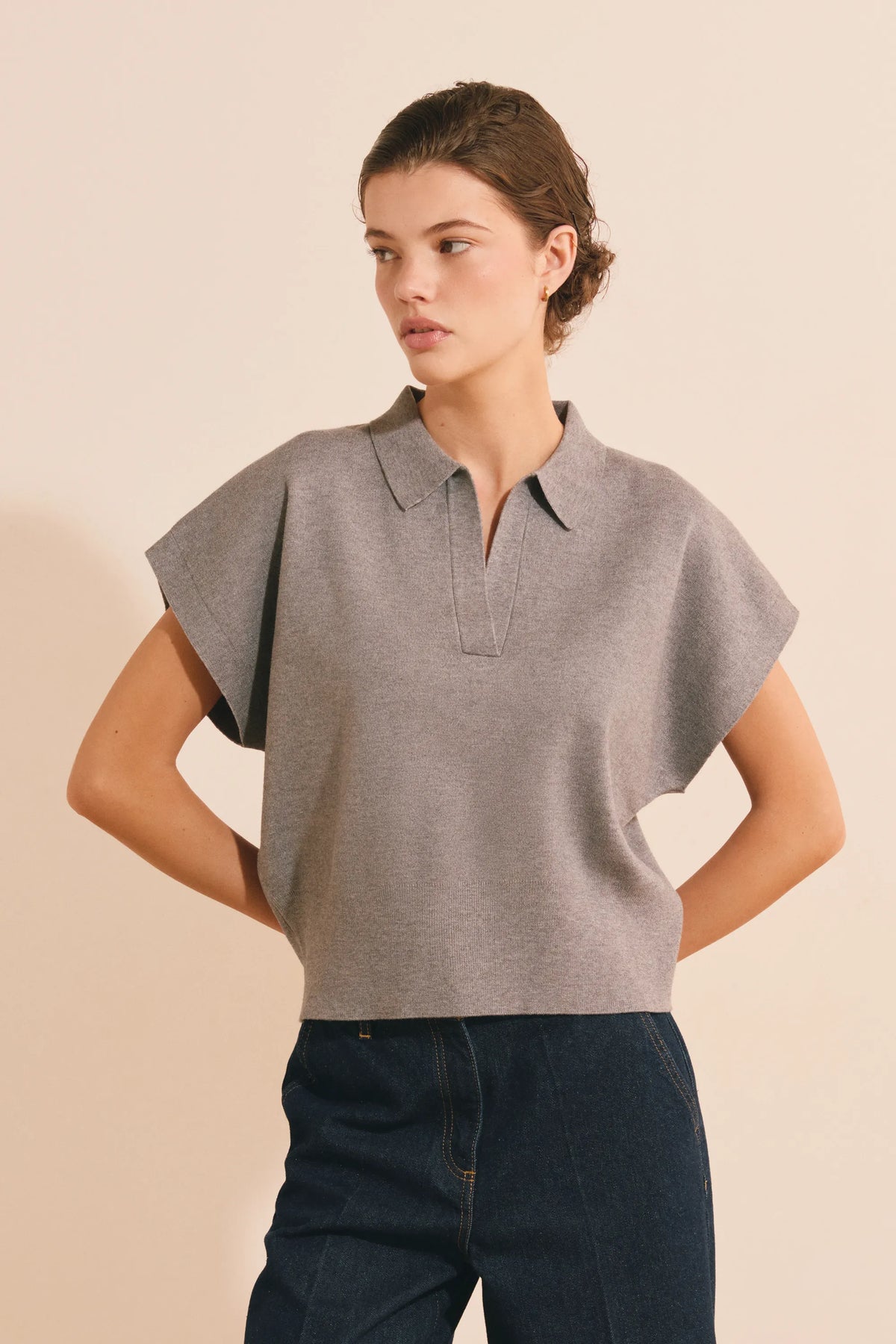 LIGHT GRAY