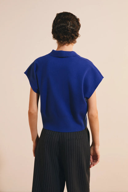 ROYAL BLUE