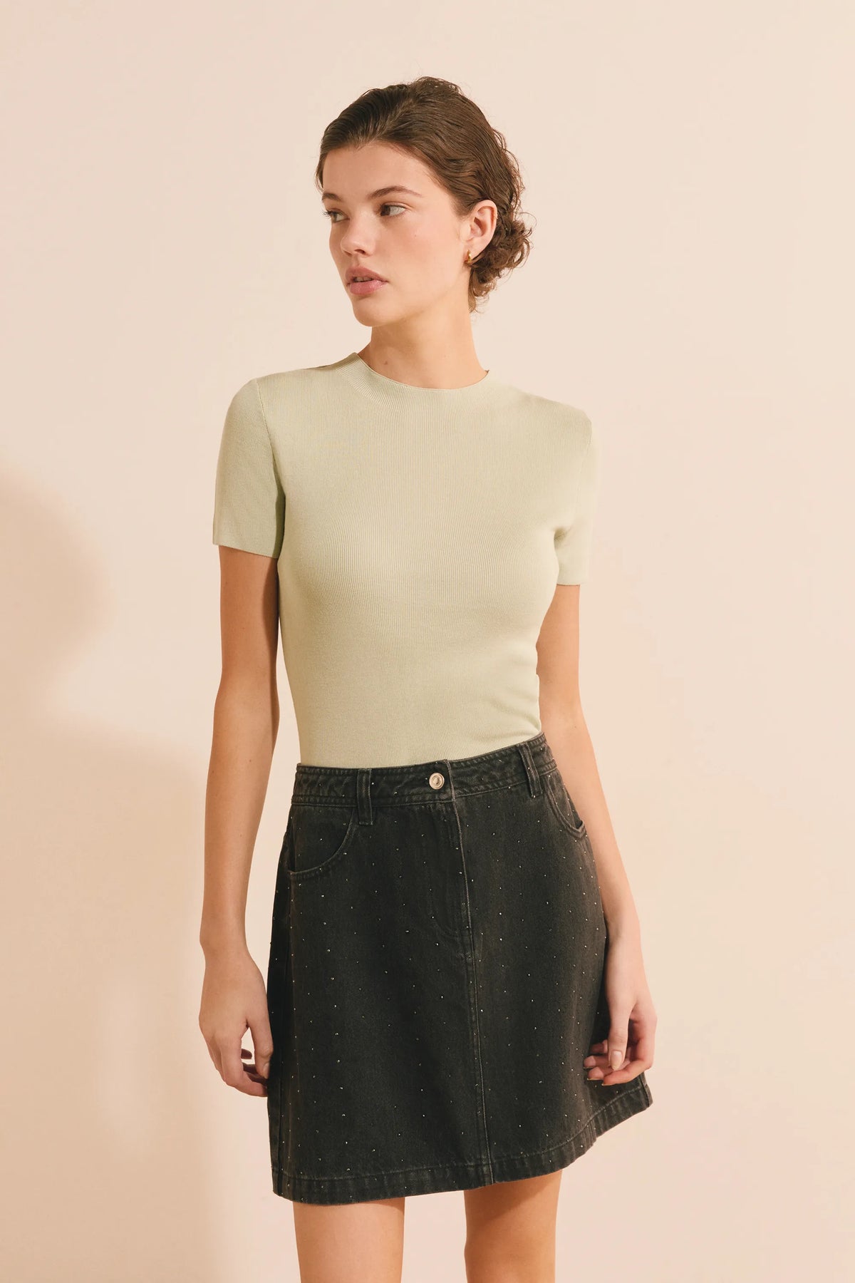 NILE GREEN