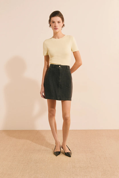PALE YELLOW