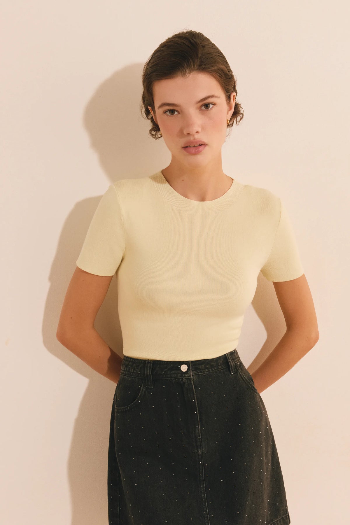 PALE YELLOW