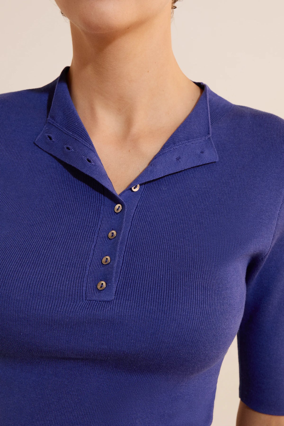 ROYAL BLUE
