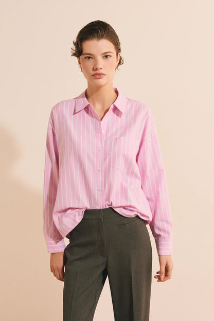 PRINT. PINK BACKGR