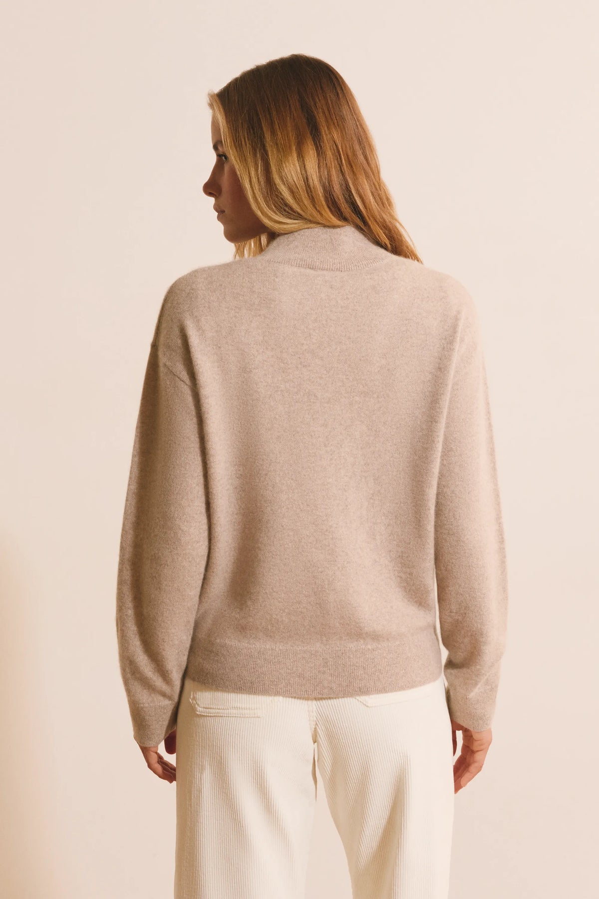 TAUPE