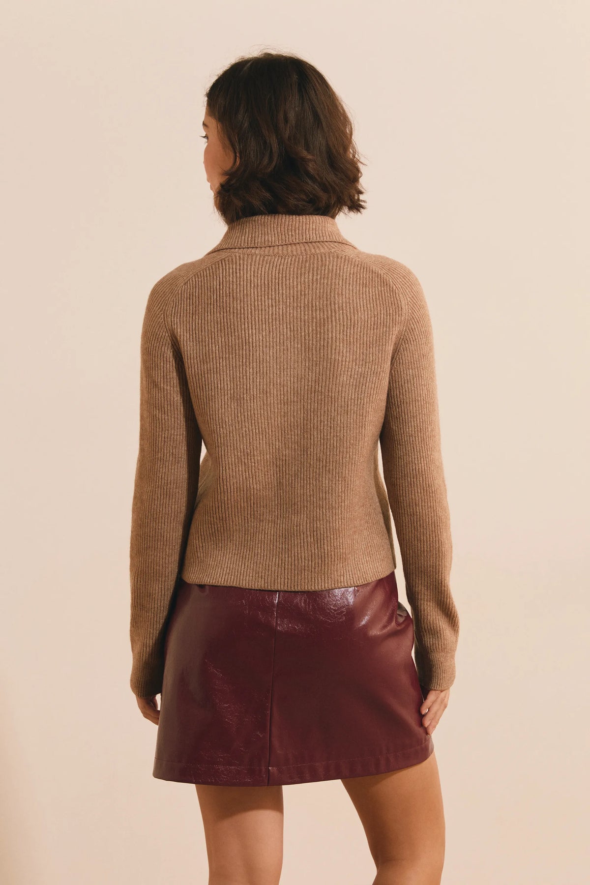 TAUPE