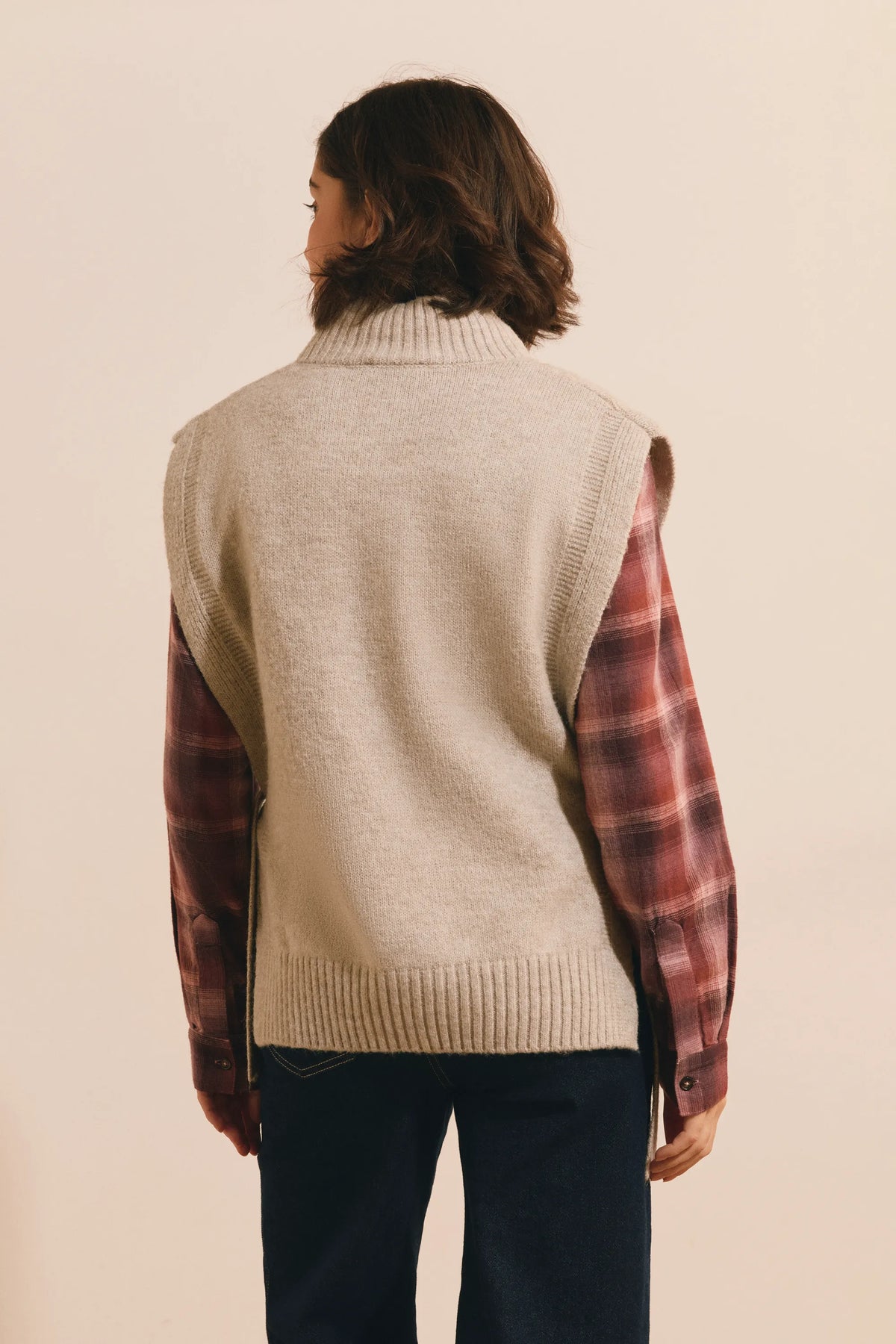 TAUPE